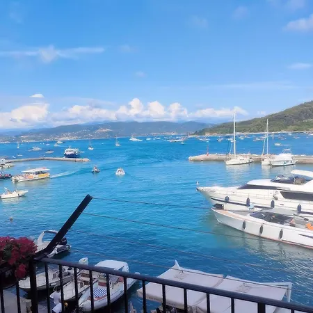 La Terrazza Sul Mare Apartment
