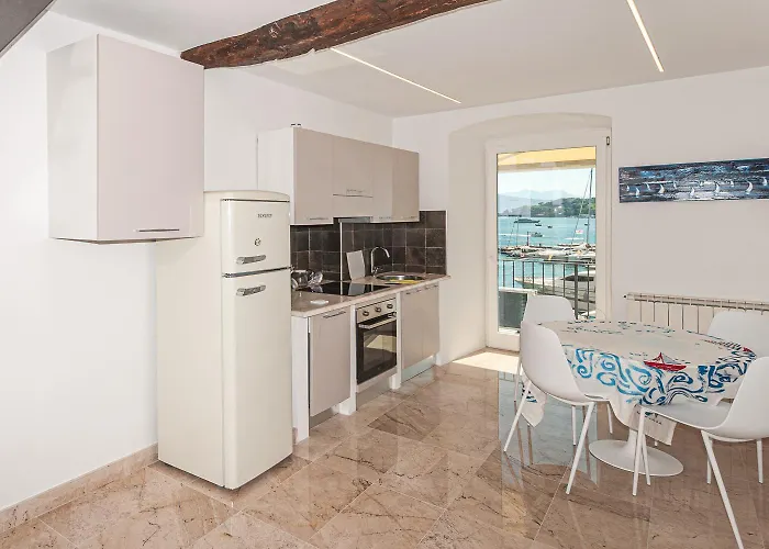 La Terrazza Sul Mare * Πόρτο Βένερε